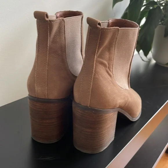 Open Toe Block Heels - Picture 2 of 6